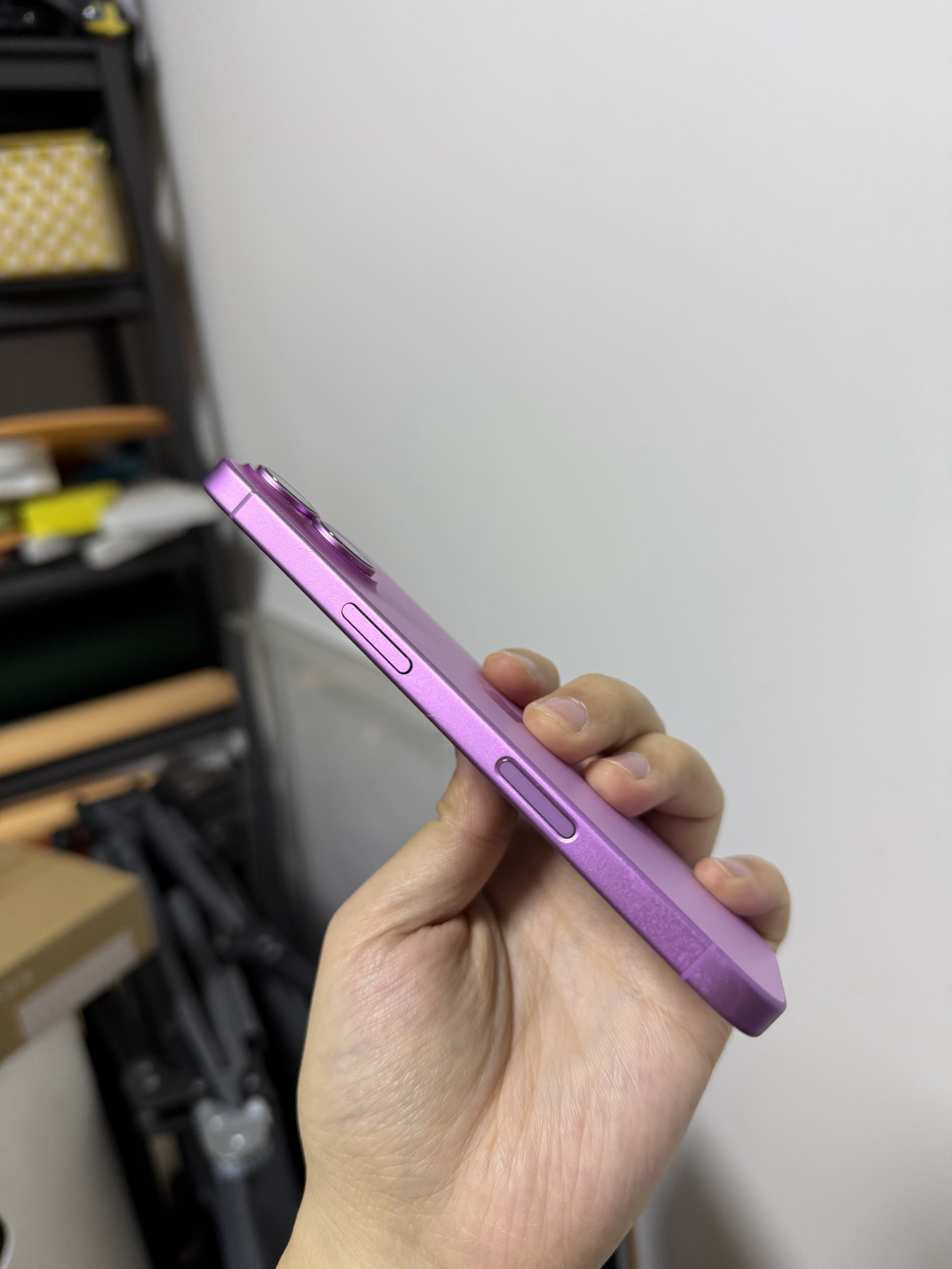 iPhone16设计被质疑不合乔布斯理念 哈哈哈，合不合也无从求证啊[允悲]本可