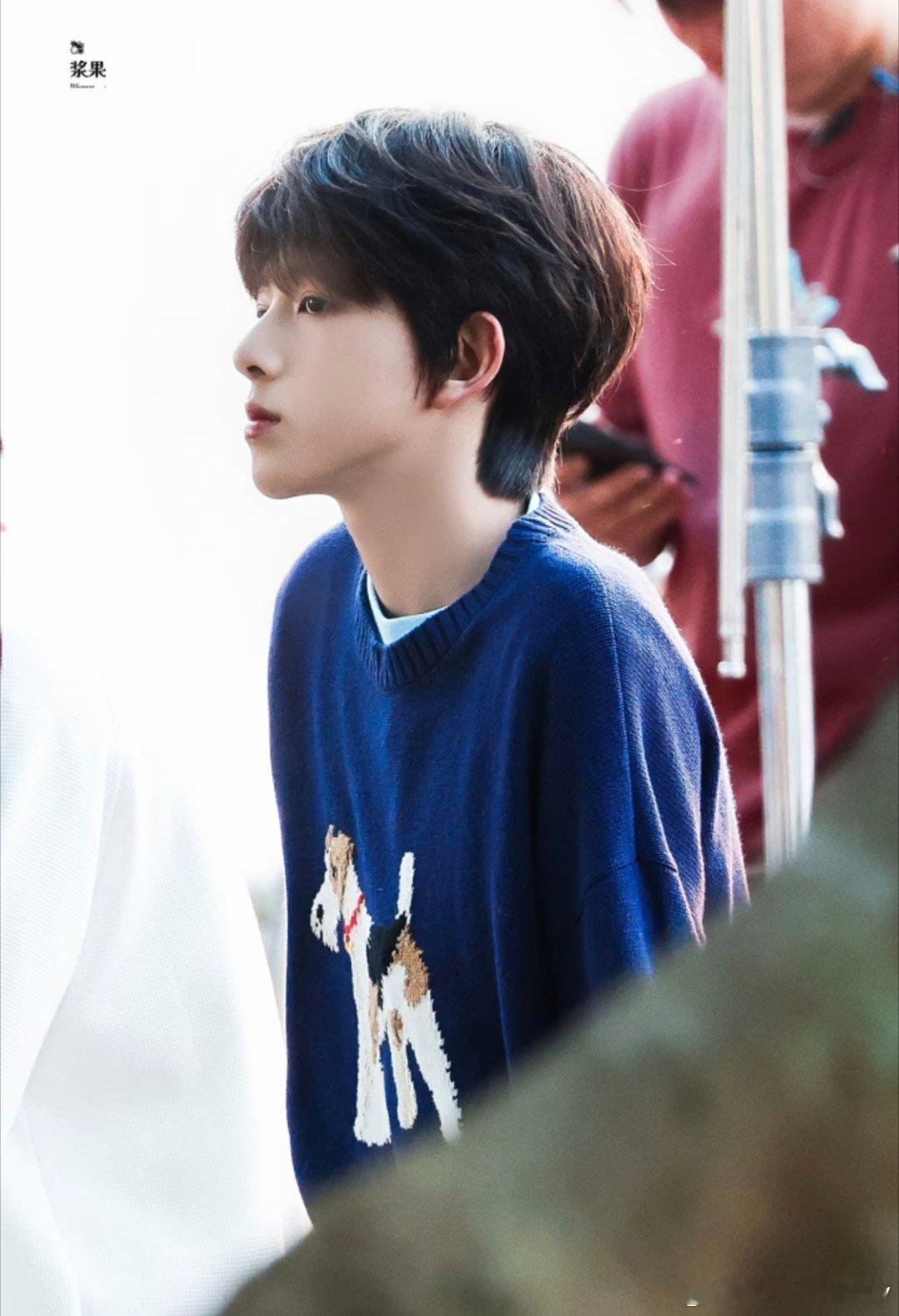 我们的少年时代2期待陈浚铭 谢逸舟，清爽校服+治愈笑容，少年感爆满，简直是拿了白