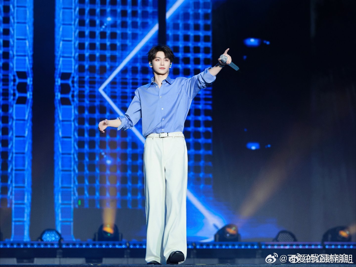 梓渝24岁生日快乐 zy梓渝二十四岁生日快乐 梓渝宝宝生日快乐！爱你每一天！！！