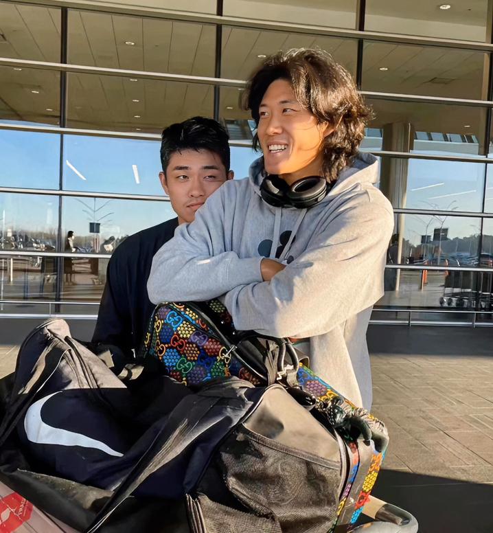 网友：吞蛋是会传染吗？
…
昨天吴易昺刚在马德里男单资格赛决胜轮中吞蛋出局（0-