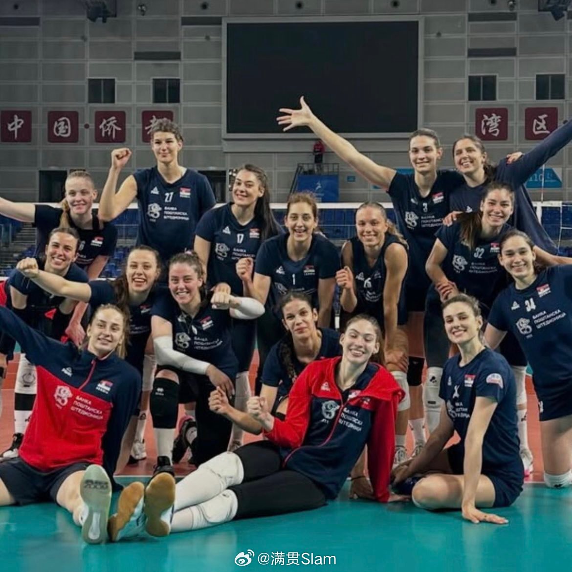 女排塞尔维亚女排 塞尔维亚队在友谊赛中先后战胜了🇵🇱波兰队和🇨🇳广东深圳