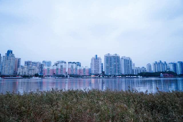 浙江最有名的“土豪”城市，遍地都是老板，被称为“东方犹太人”？

虽然浙江省的G