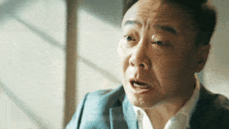 她的盛焰谁看谁窒息她的盛焰以爱为囚最伤人，她的盛焰这段剧情，看得人心里久久不能平