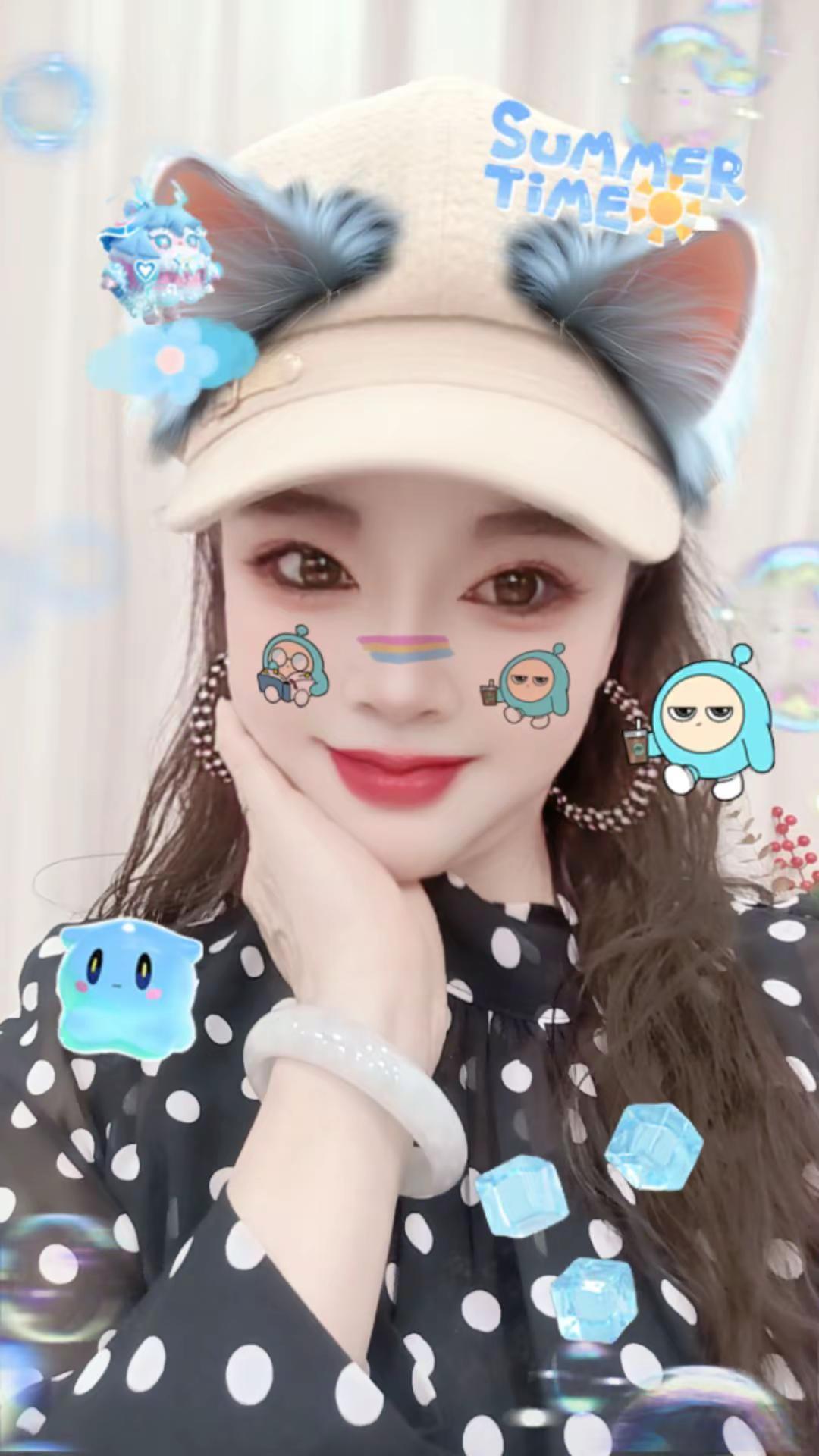 帽子女孩 每天都要保持可爱 看过来