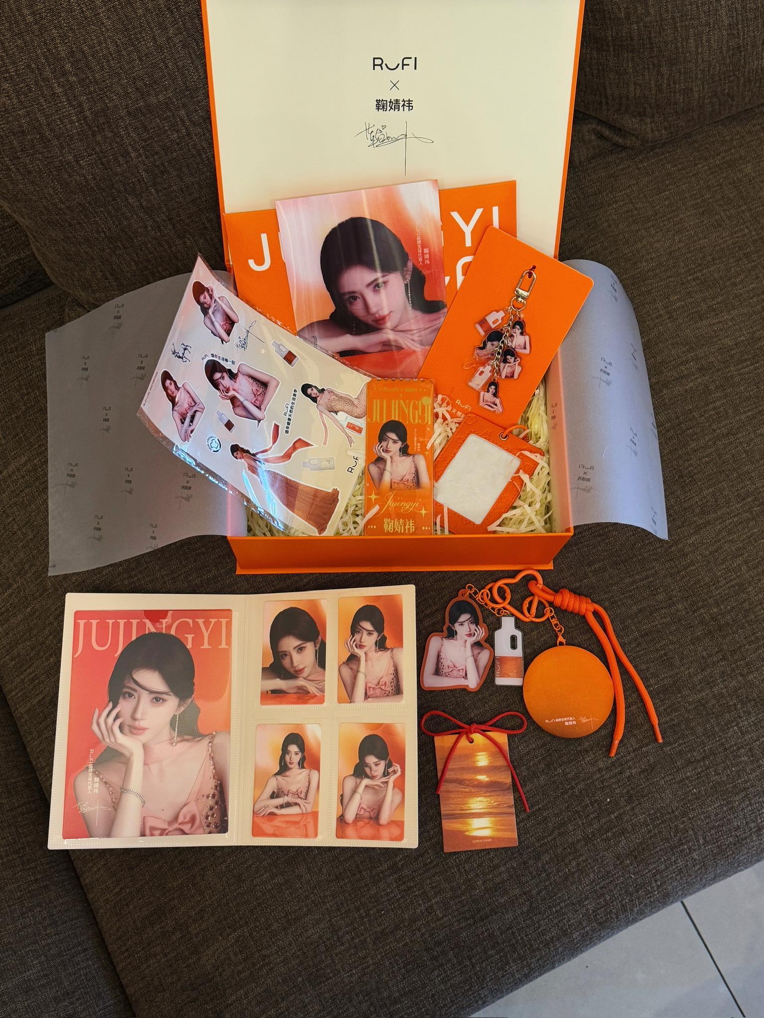 鞠婧祎RUFI品牌全球代言人鞠婧祎教会我们：生活最好的状态，是自带仪式感，永远悦