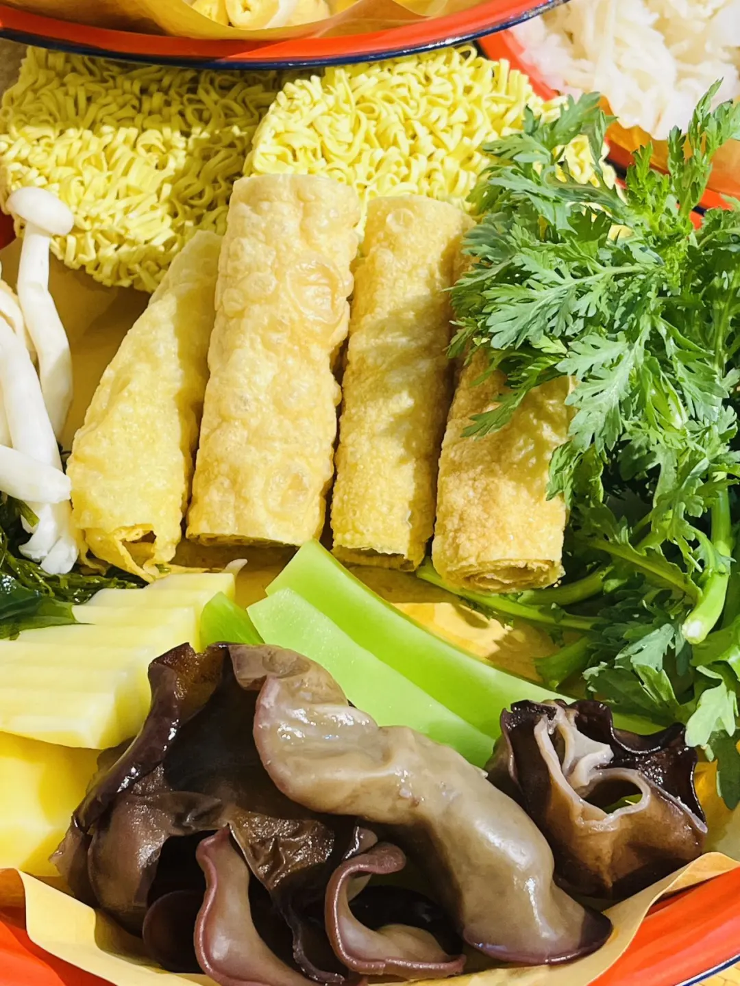 开心法则｜吃热气腾腾的菜场火锅～🍲