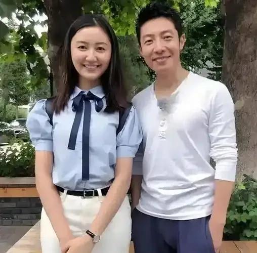 撒贝宁和妹妹撒贝娜同框！学霸基因太强了！

撒贝宁和妹妹撒贝娜罕见同框，颜值气质