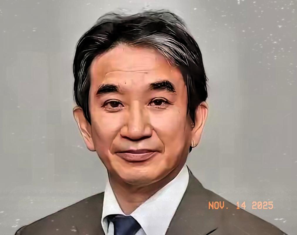 日本前驻华大使垂秀夫突然宣布了这句判断，他毫不犹豫地说：“中国现在太强大，日本打