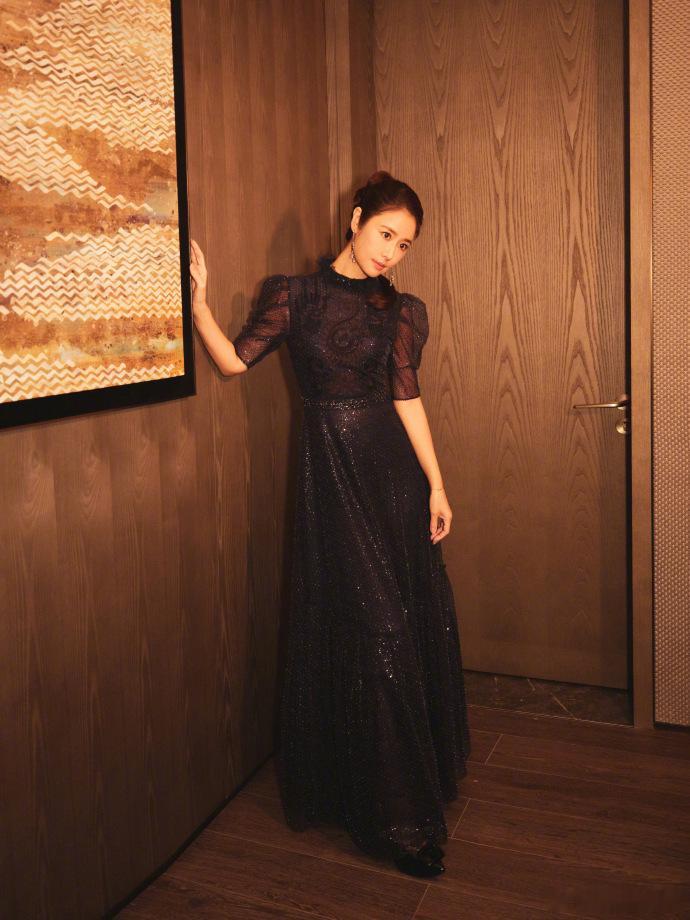 林心如经济上行的美   林心如经济上行的美，真的好让人心动啊，姐姐身上有一种温婉