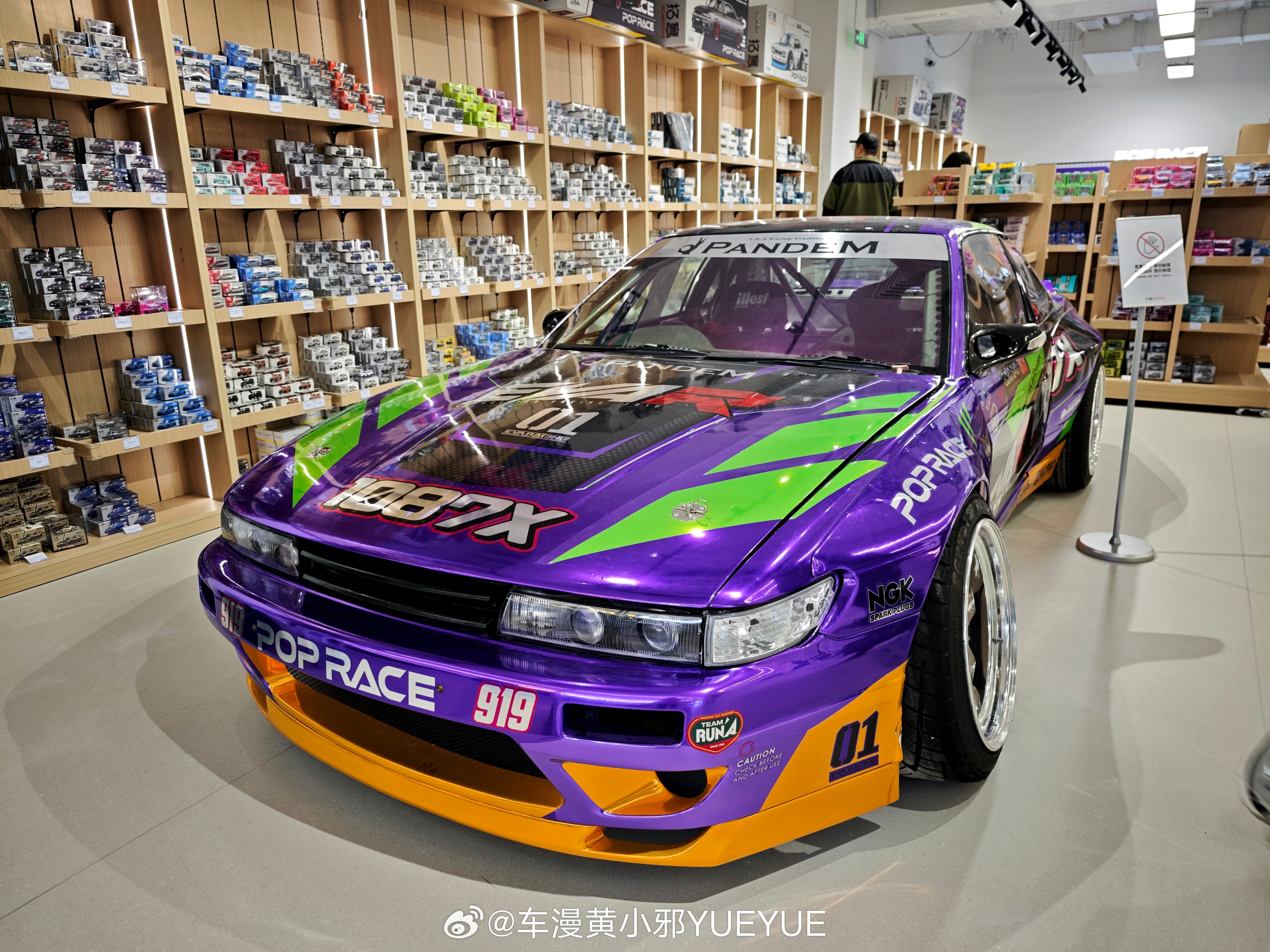 在北京 意外发现一家拓意实体店，终于有机会集齐铁骑&游侠 1:64限量版~现在1