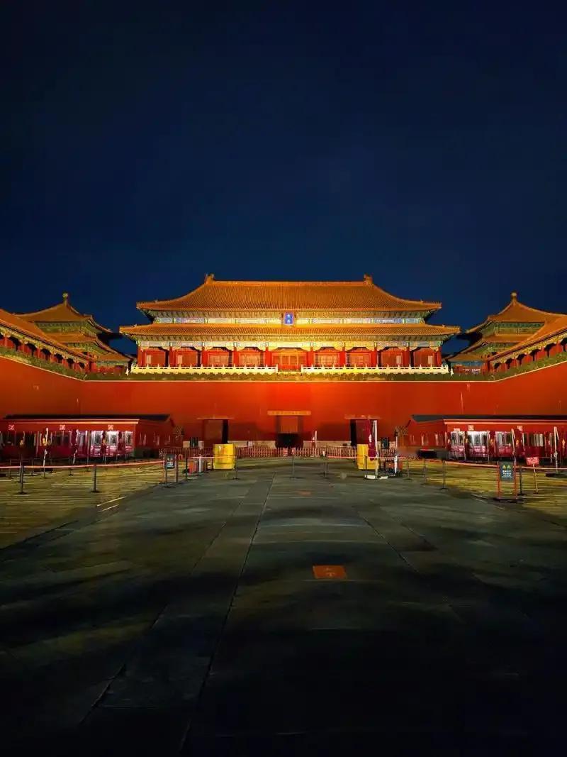 说起北京豆汁让无数游人竞折腰，但对洛阳人来说那可是天赐美食，北京豆汁诞生于辽宋时