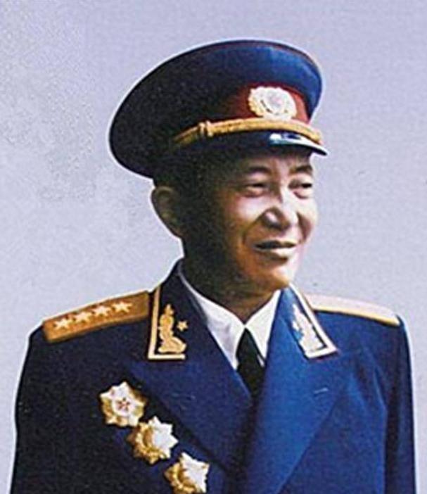 1978年罗瑞卿赴德国接受腿部手术，医生信心十足，却为何在顺利恢复后猝然离世？