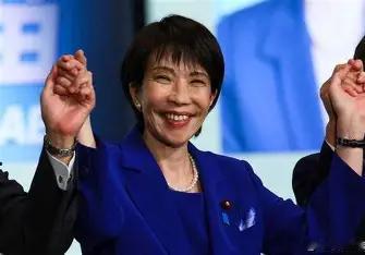 高市早苗座驾车牌“37-77”曝光！精准对应1937年七七事变，这哪是巧合？是右