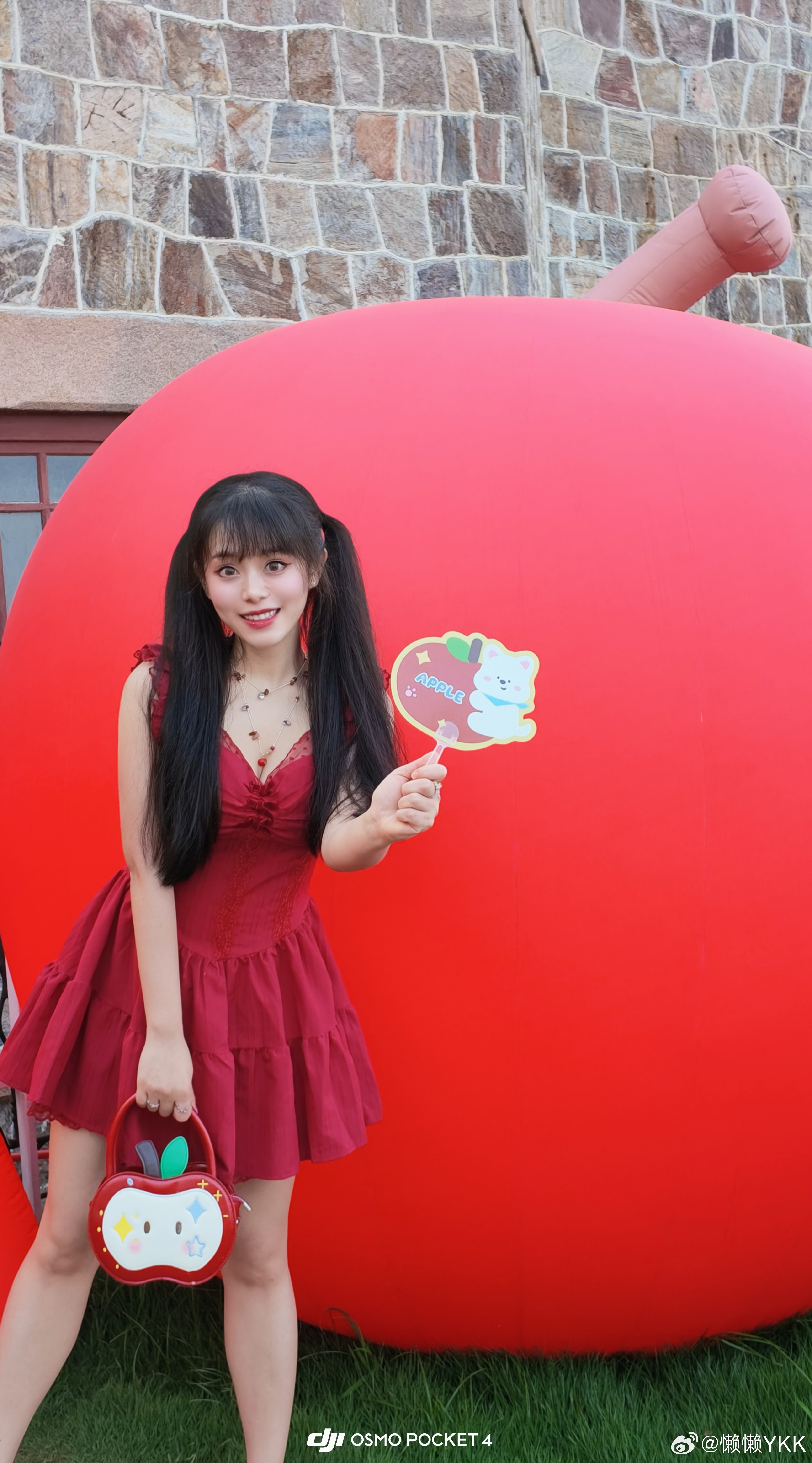 来烟台吃亿颗苹果🍎葱葱省苹果市真的太可爱啦苹果汁甜甜的🥰我爱苹果岛❤️ 烟台