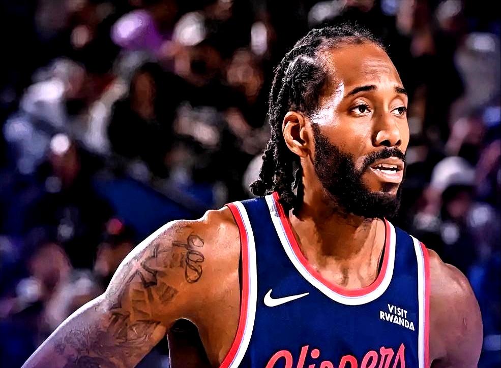 小卡正式宣布回归拯救球队，哈登终于熬出头了，卢指导松了一口气！
 

据ESPN