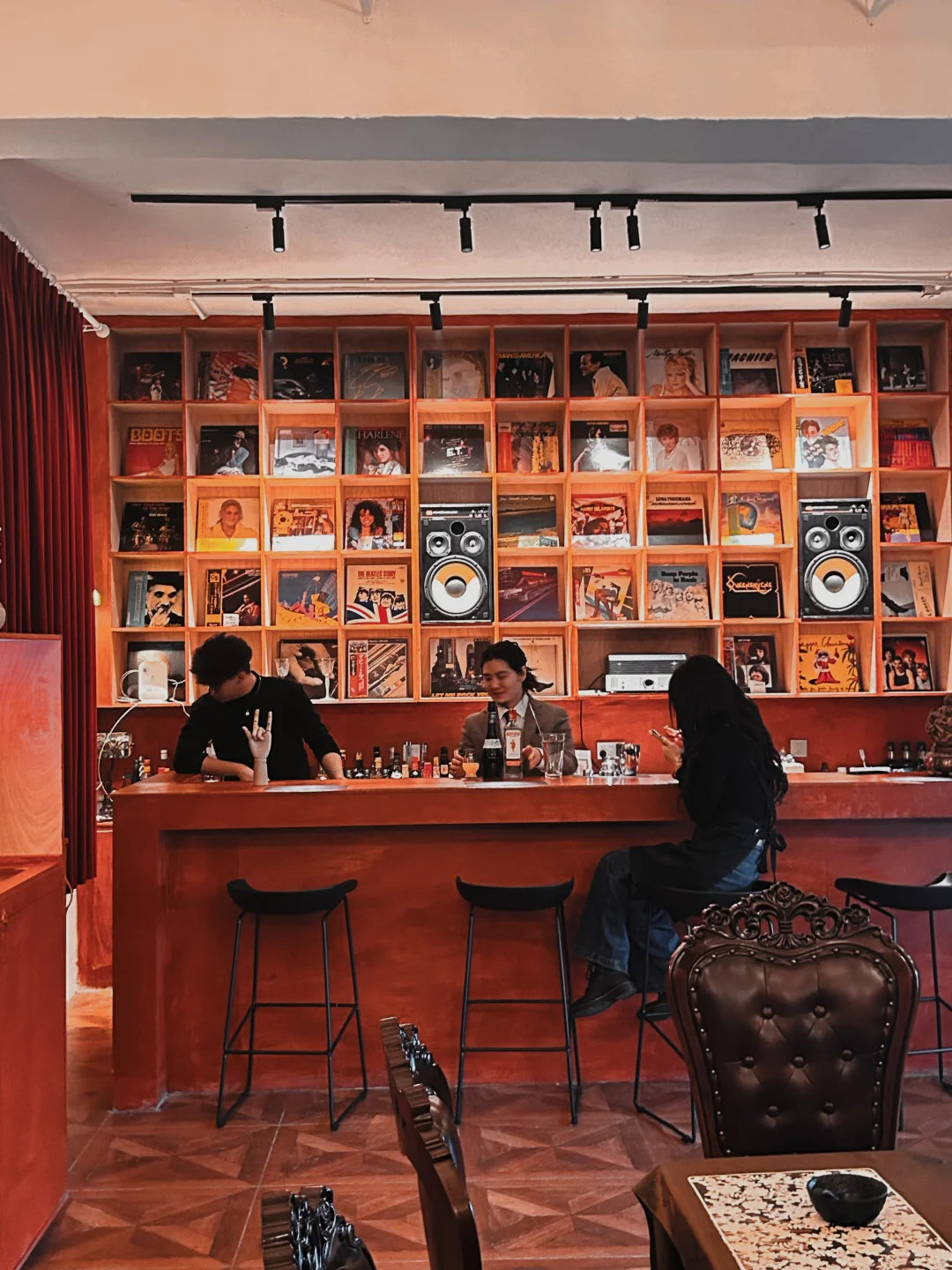 叫醒耳朵，伴着咖啡香，探寻打动你的音乐