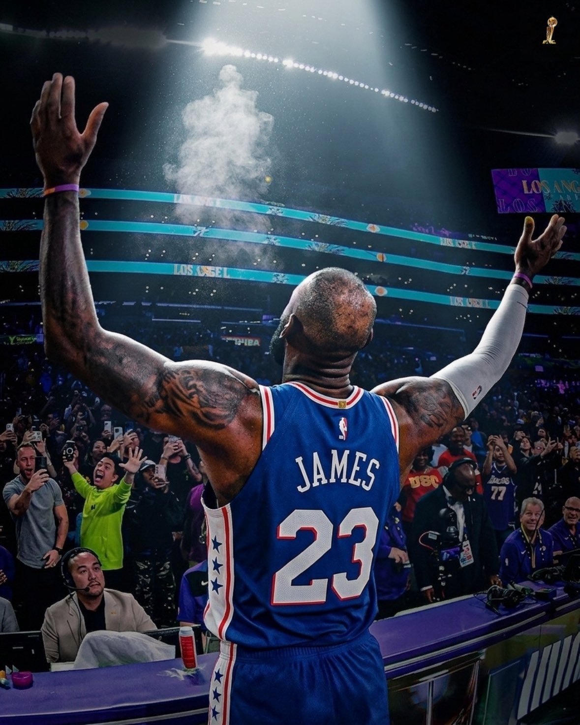 NBA杜兰特针对那些被他称为“怨气冲天的球迷”的言论，连发八条回复，力挺勒布朗·