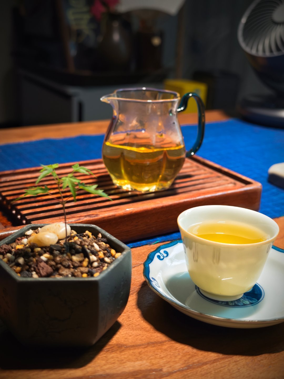 人生不是赛道，不必赢过任何人，按自己的节奏，你自有风景。 