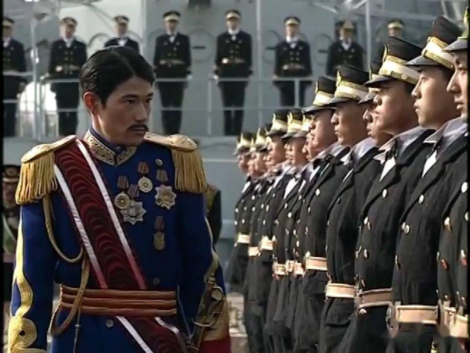 明治维新后，为何日本警察能挥刀死战，现代化军队却只会仓皇逃窜 
1877年3月1