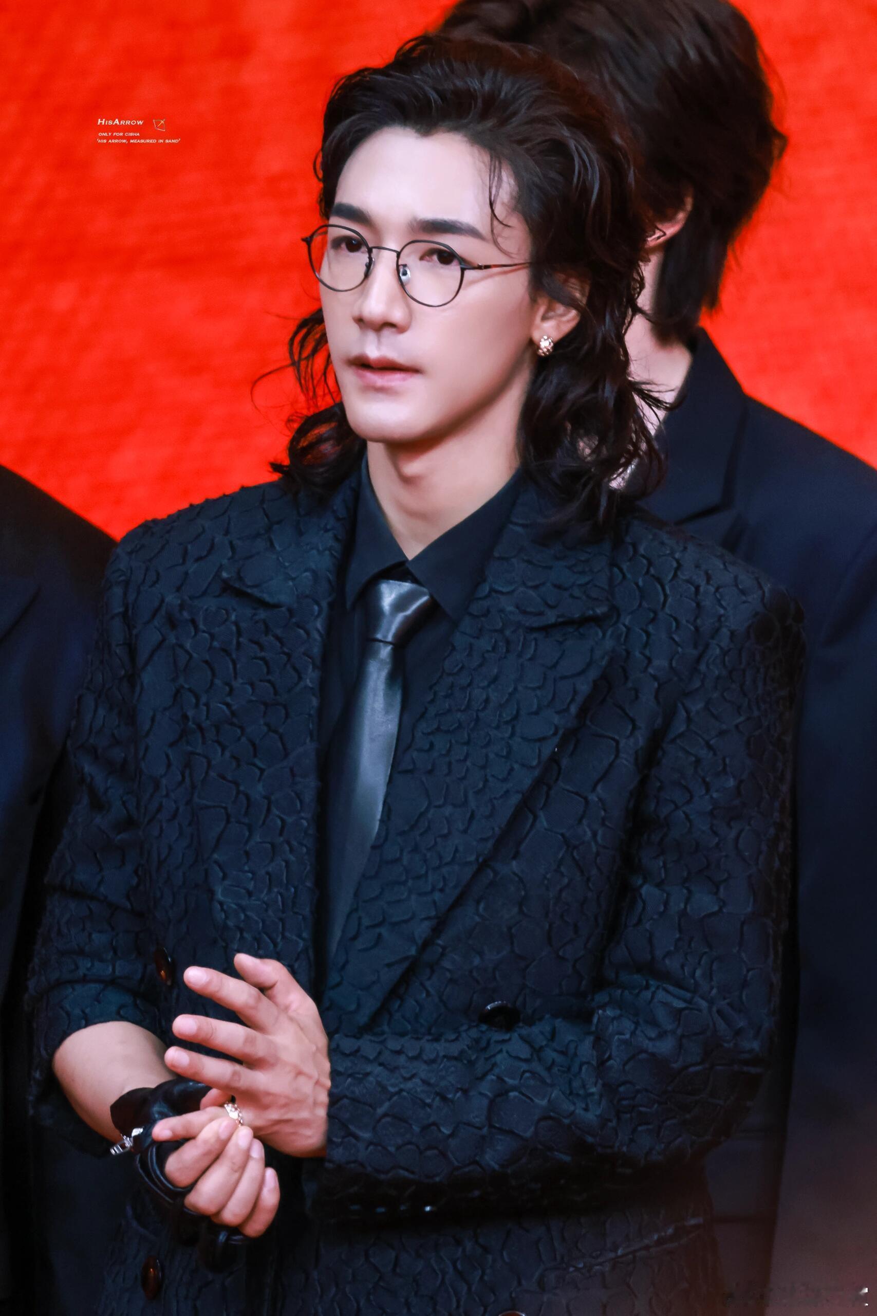 此沙梅花鹿塑 谁还没看过此沙演的梅花鹿？机敏狡黠又纯净热烈，仿佛看到九色鹿披着月