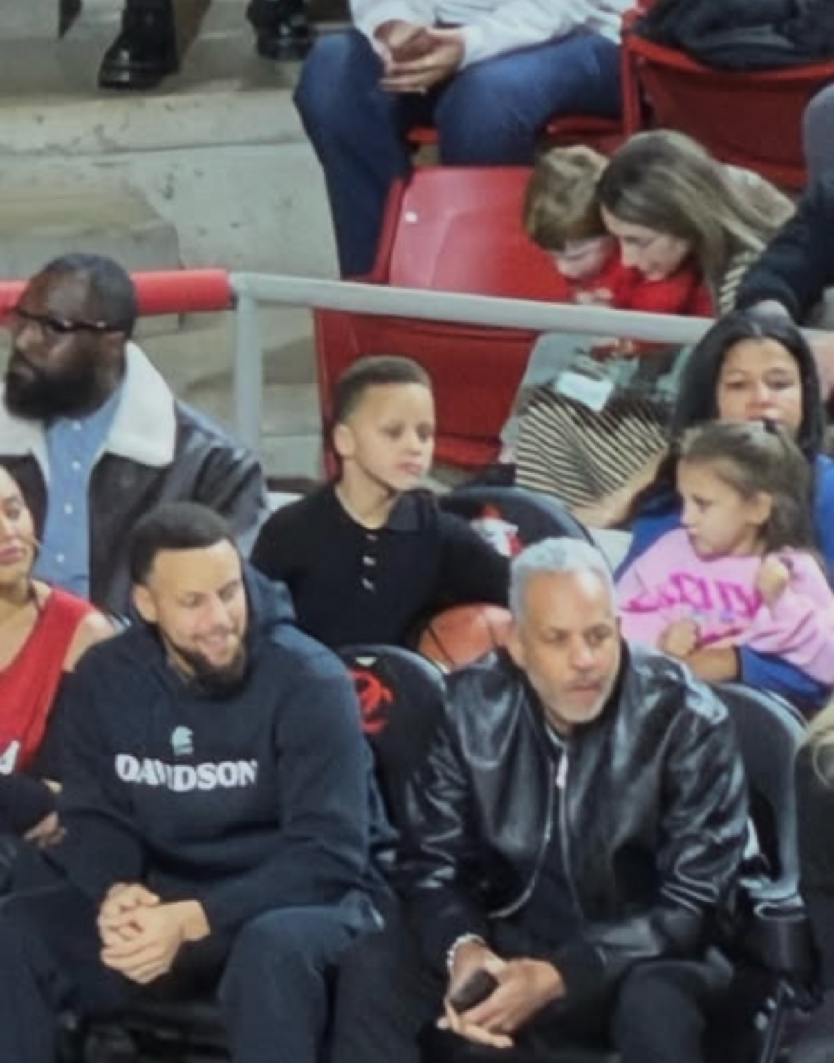 原来有意义的时刻爸爸妈妈也来啦晚安斯蒂芬库里