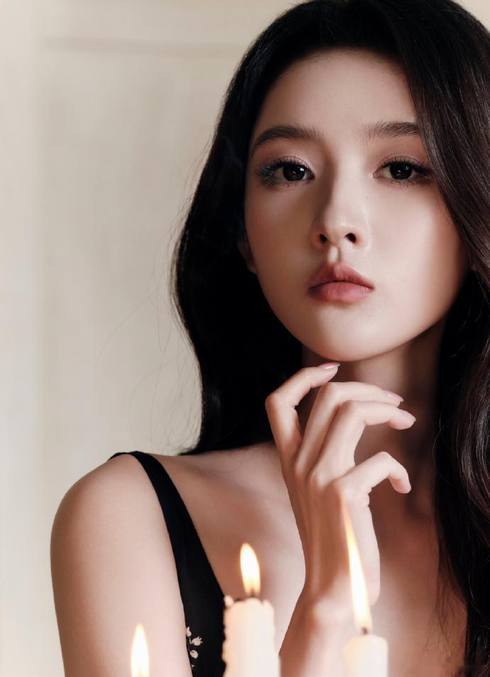 王玉雯方否认和黄景瑜恋情王玉雯方否认恋情 10日，曝黄景瑜王玉雯恋情引热议。刚刚