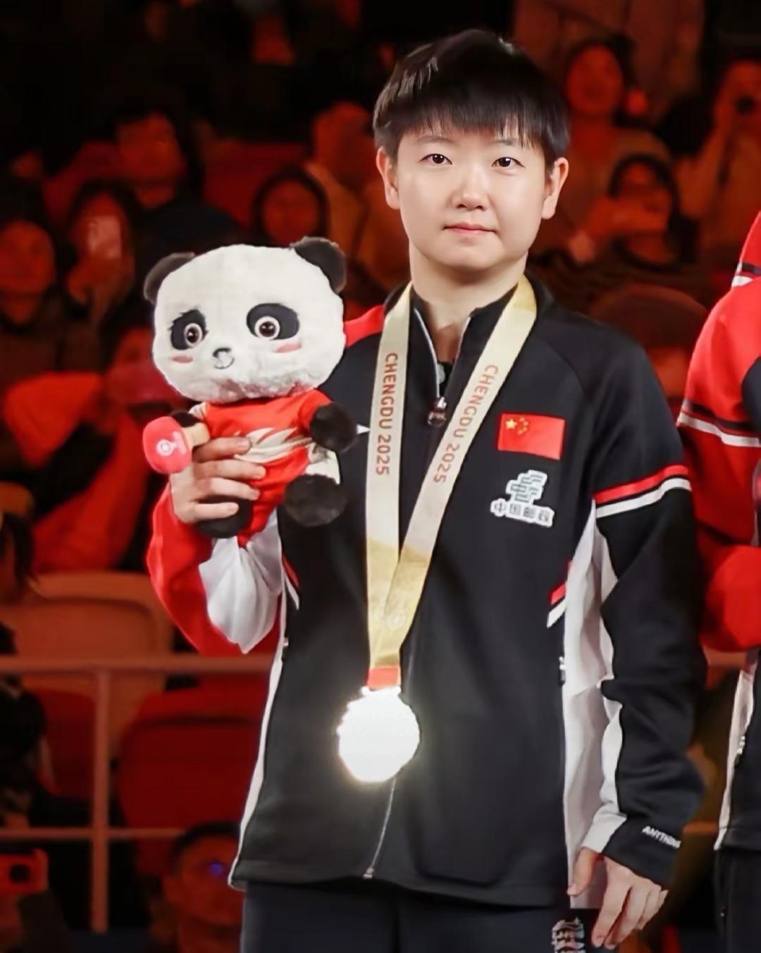 孙颖莎这么优秀，怎么会没有男朋友。

这说起来也太奇怪，难道男生不喜欢优秀的女生