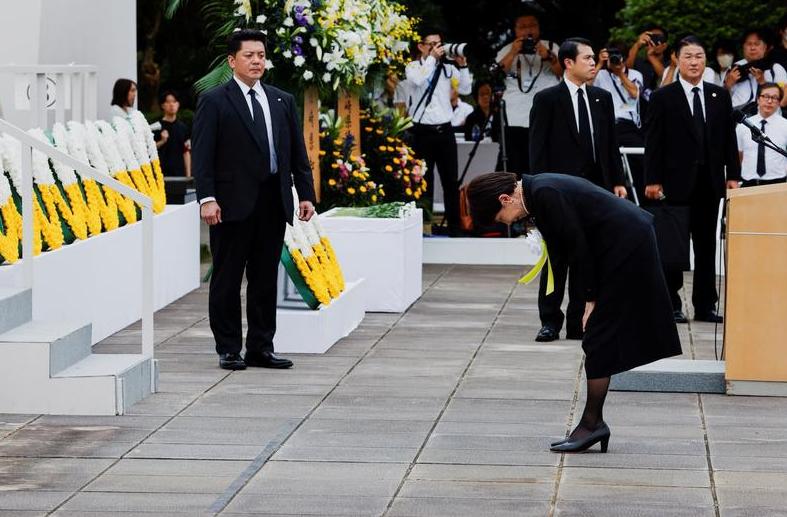 日本纪念长崎原子弹爆炸81周年之际，日本政府正推动就核武器问题展开新一轮讨论，这