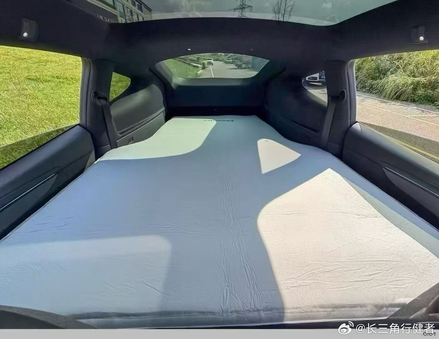 大家都卷起来，特斯拉Model YL床垫解决方案🛏️新能源汽车model y 