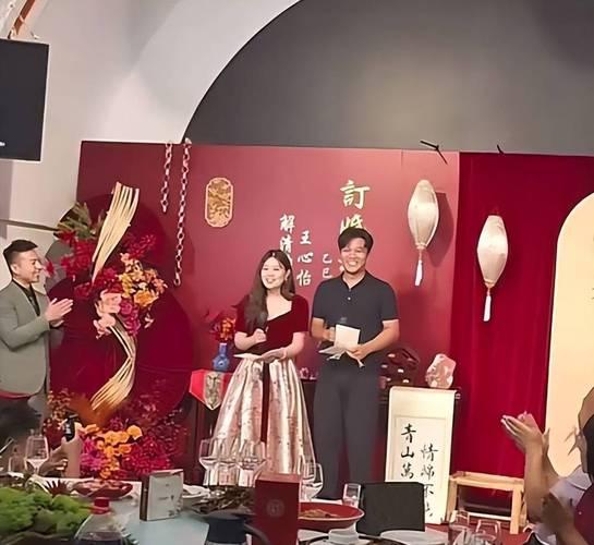 解清帅婚礼的喜庆氛围还未完全消散，一天后却传来奶奶离世的悲痛消息。人生悲喜交织，