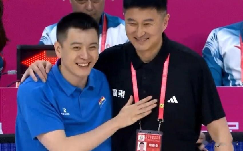 热度不断！杨鸣谈辽粤大战：

“这么多年，辽粤大战的热度一直都非常高，受到大家的