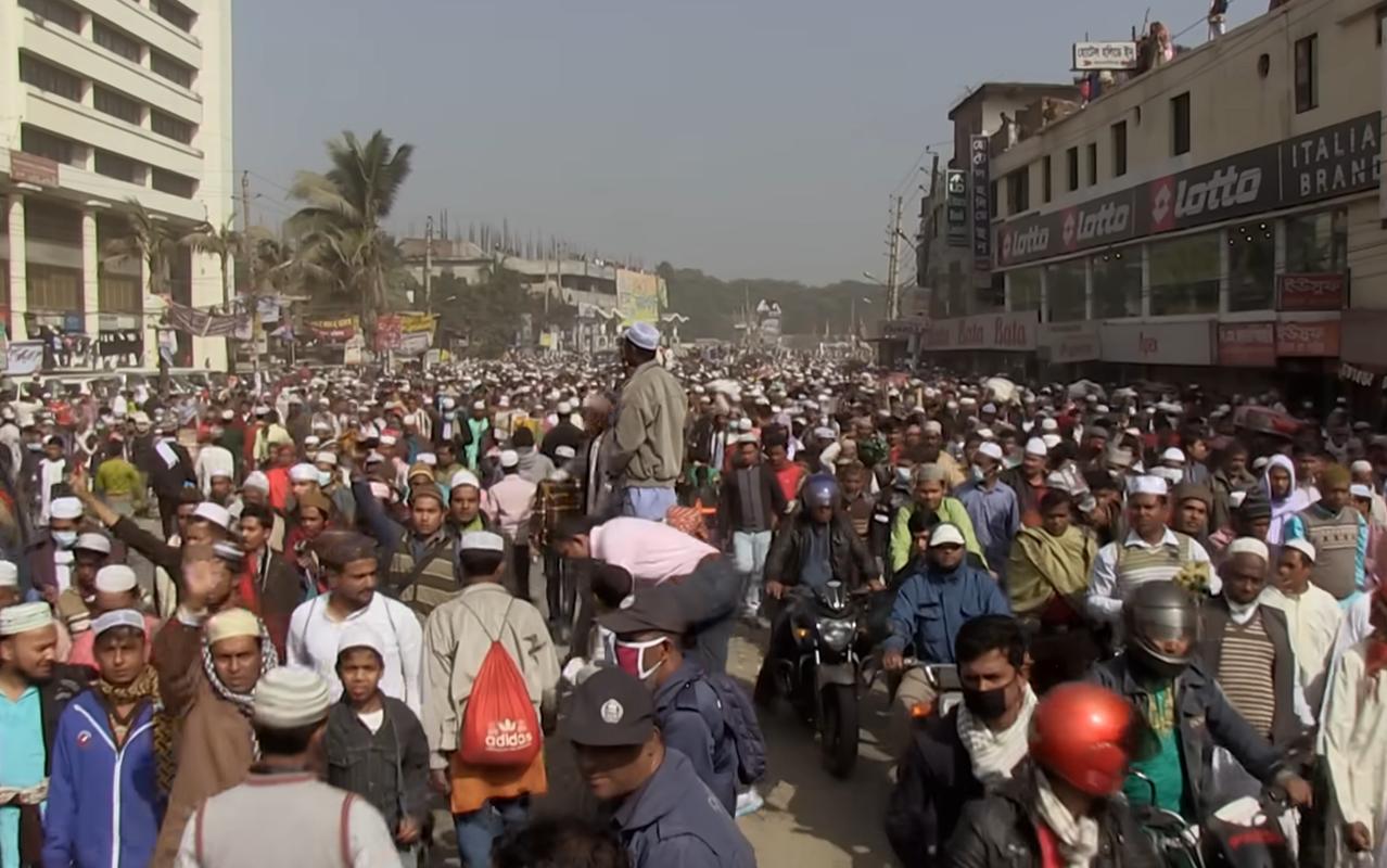看了纪录片《前往达卡的旅程：每日混乱中的生活——最危险的道路》，有些画面真的令人