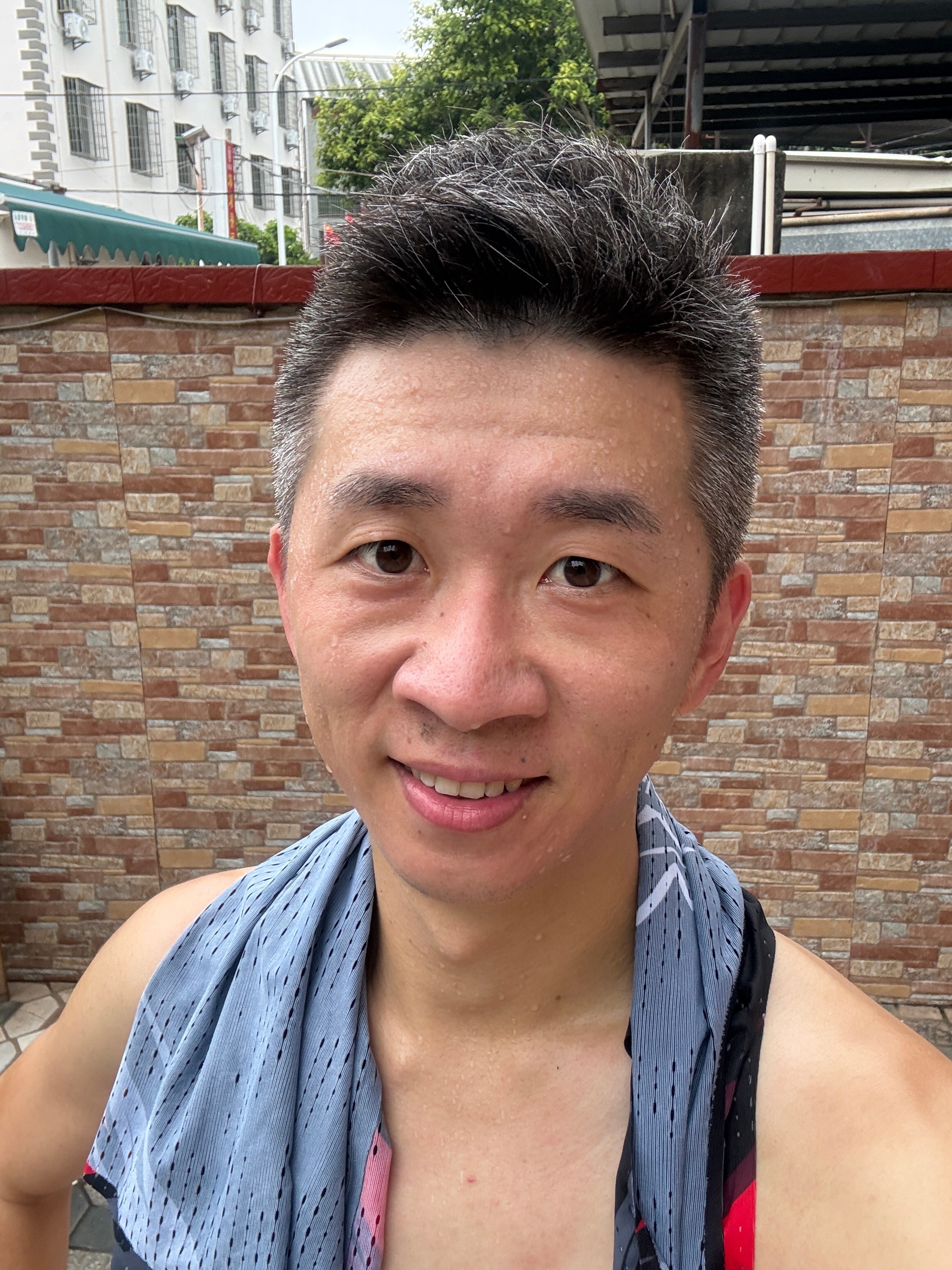 跑步即刻开跑 741能拦住你的从来不是路况、天气，是不愿迈开腿的自己冲破懈怠，持