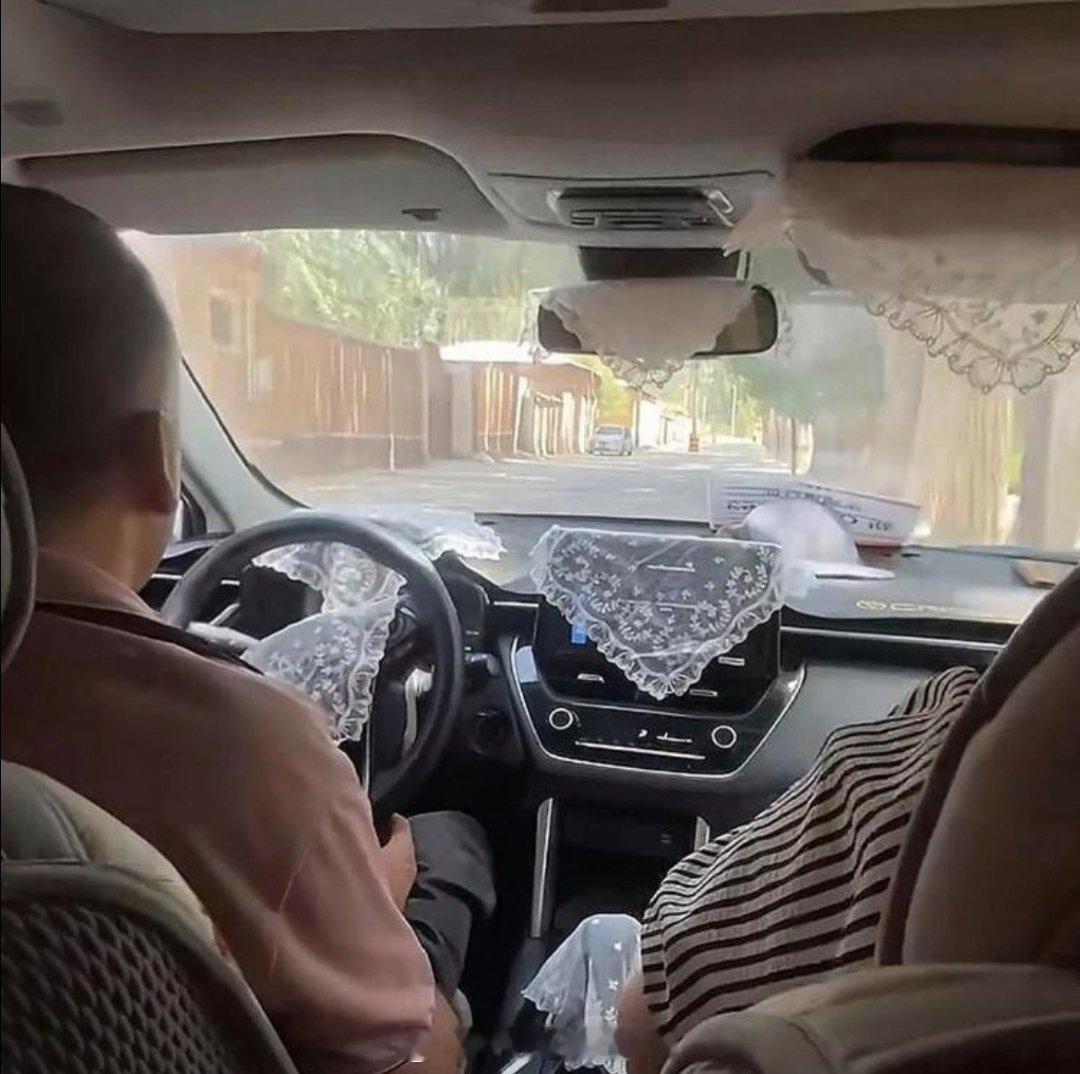 这是新疆的网约车 
