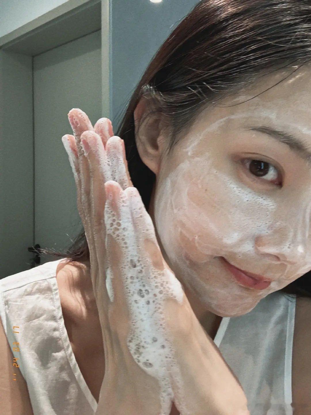 请李一桐多洗洗脸 ​​​