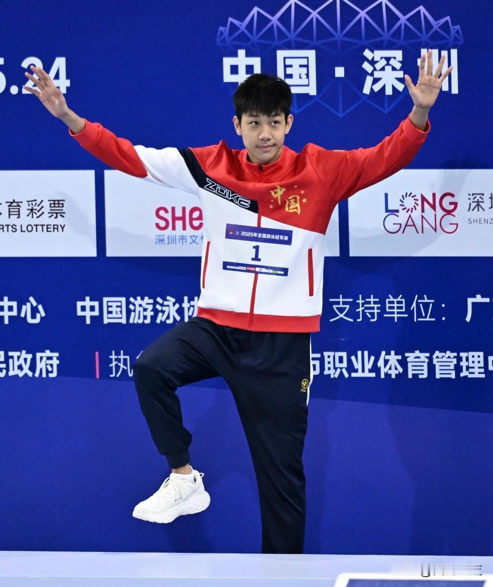 【自由泳四金到手！山东领跑金牌榜张展硕功不可没！】

截止昨晚，山东队的张展硕已