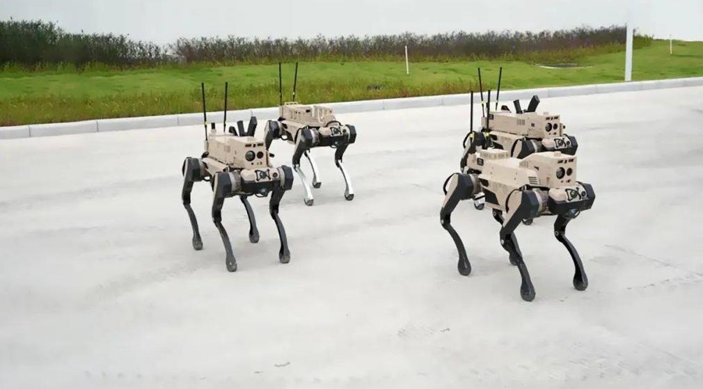 对于“无人装备将统治未来战场”一事，想必已经不会有人再持否定态度。从天上飞的到地