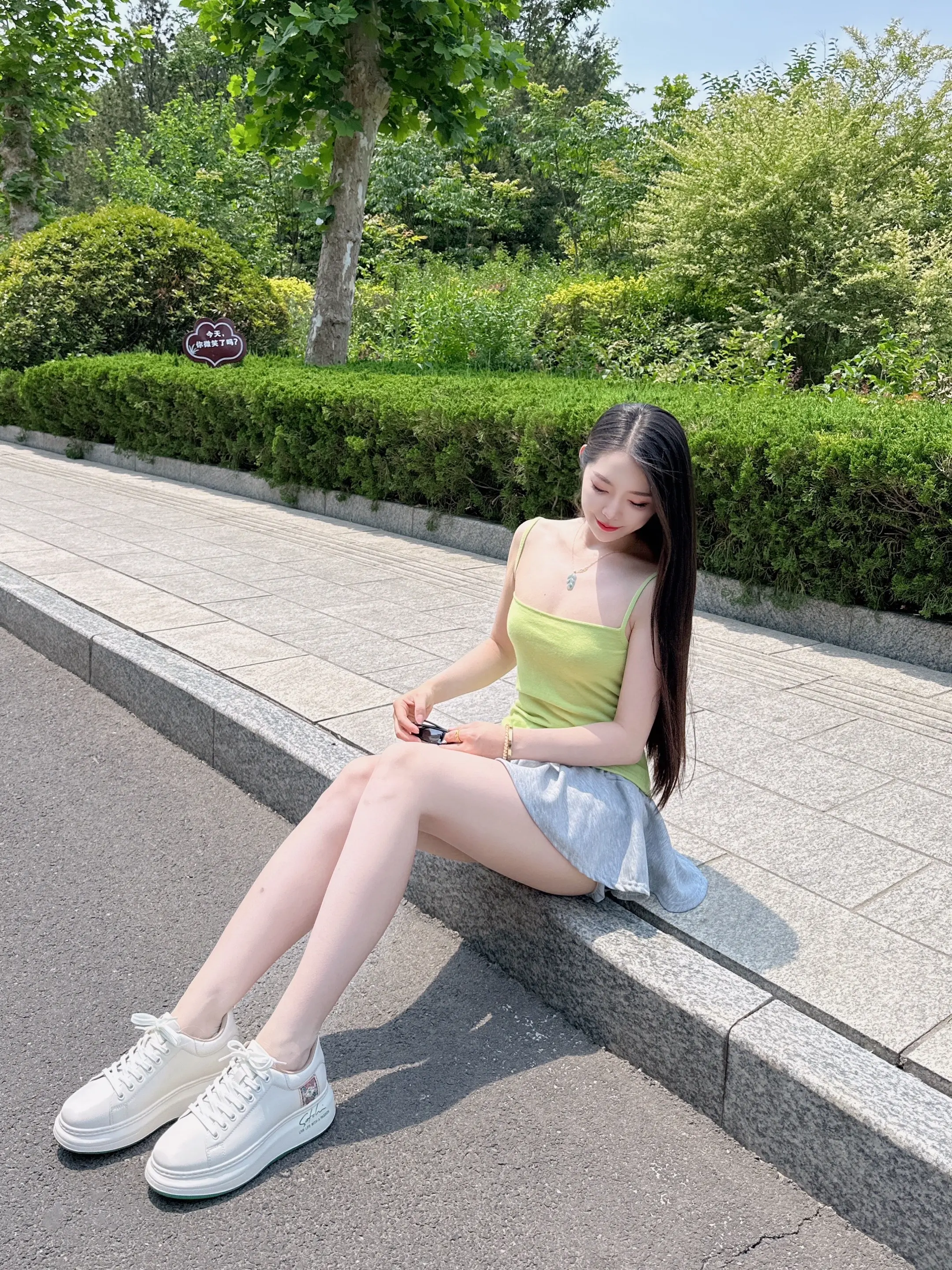 创作灵感 拍照显腿长技巧 创作者扶持计划 今天长这样ᵀʰᵒ 夏天女孩