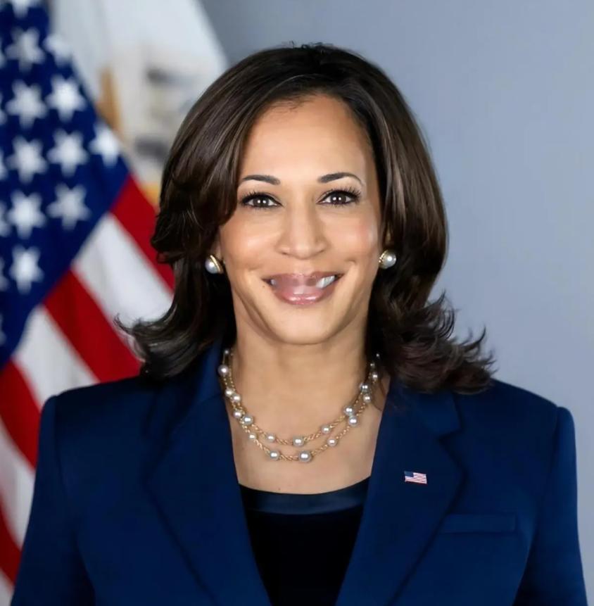 美高层送中国一句猛话，特朗普知道：再犹豫下去，中国不战而胜！
 
特朗普为何非得