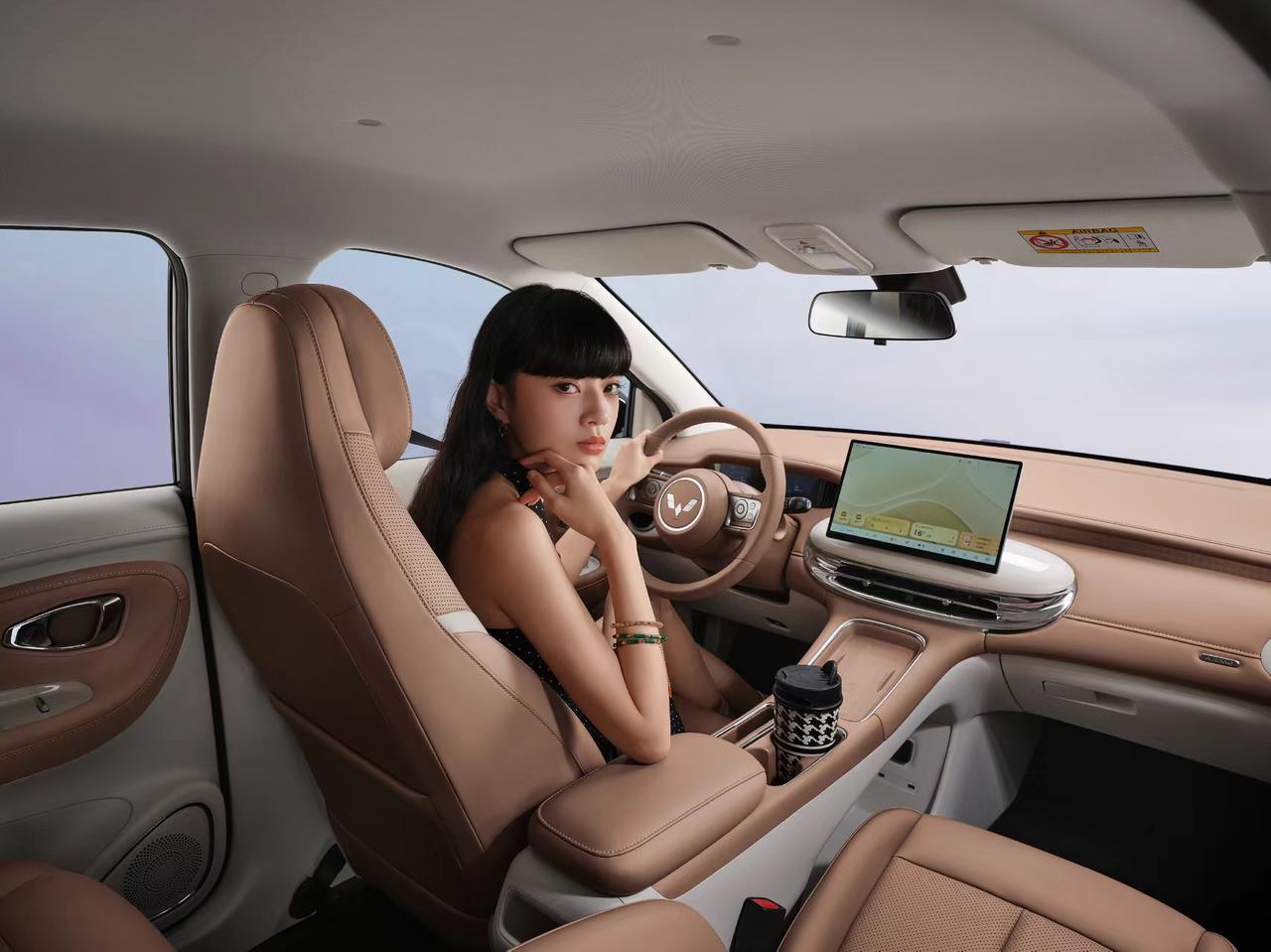 空间巧思筑就舒适座舱，缤果Pro全新五座打造精致出行体验