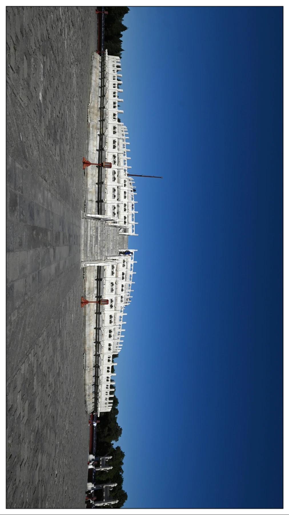 尼克尔Z 14-30mm f/4 S这颗镜头确实不错，小而精，画质出色还非常轻便
