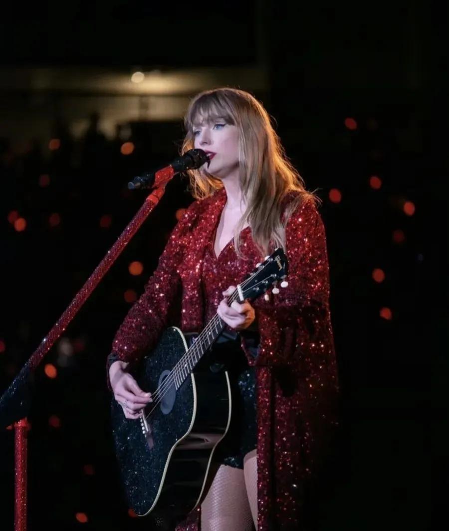 AI发展看英伟达，Taylor Swift的全球巡演就是经济复苏的风向标。近日，