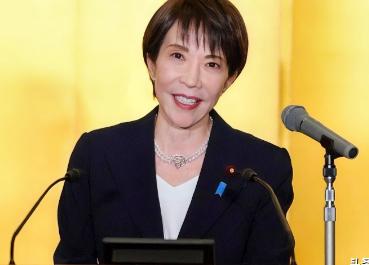 这次高市早苗真的是急眼了，直接表示自己不能忍受中国这次管制措施，这跟国际惯例不一