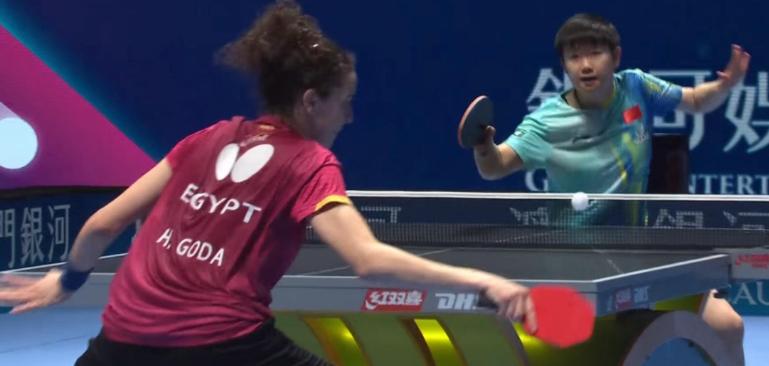 谁看了不替她心疼啊！
 
18岁的汉娜·高达，赛后采访全程哭到说不出话，满屏都是