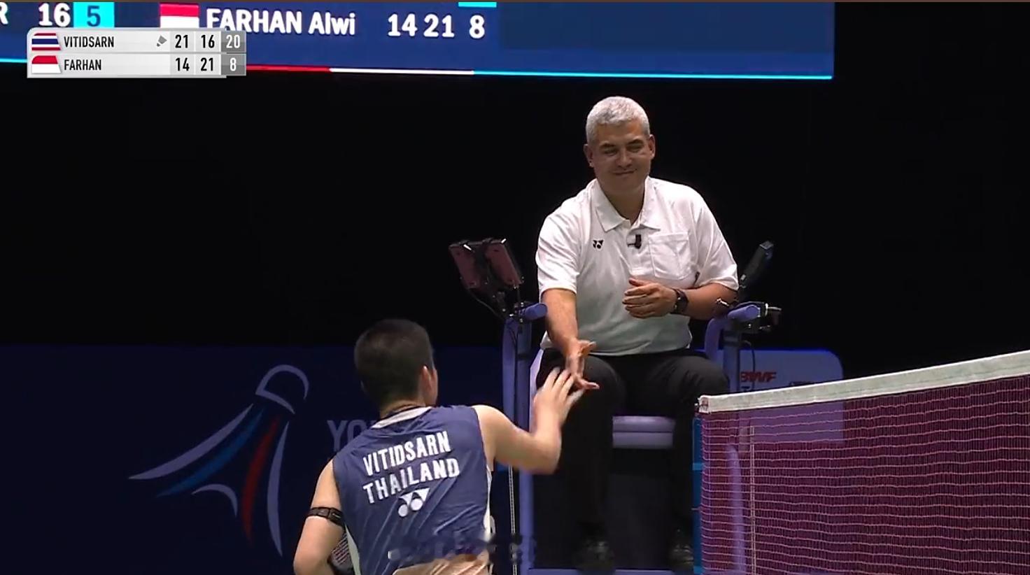 男单 1/4赛 昆拉武特(3) 21-14 16-21 21-8 法汉2025年