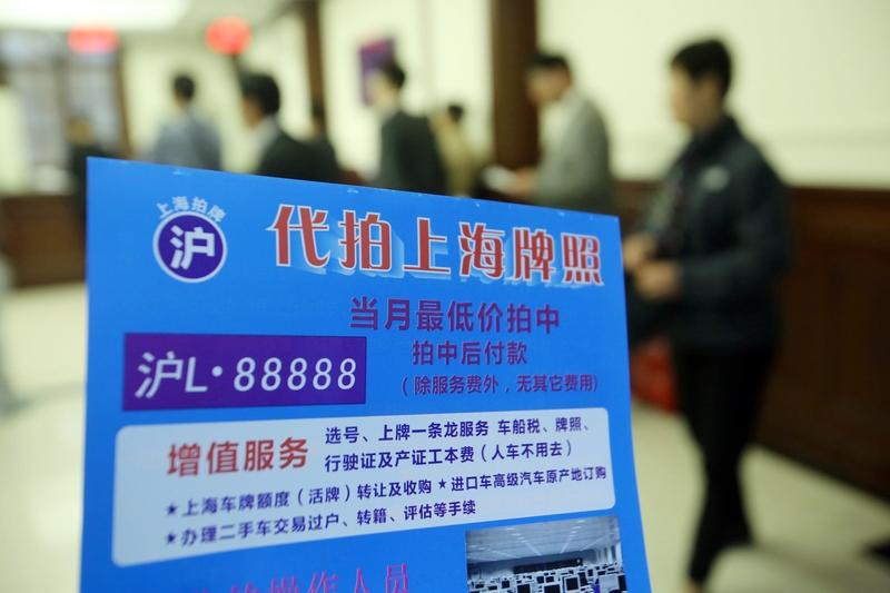 近日，江苏南通警方像超级英雄一样，成功摧毁了一个利用 “外挂”技术抢票的犯罪团伙