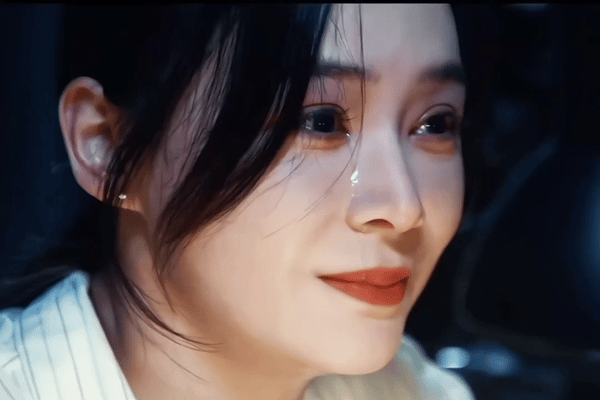 你永远可以相信袁姗姗的演技 袁姗姗哭戏感染力袁姗姗细腻表演把角色隐忍伤痛刻画得入