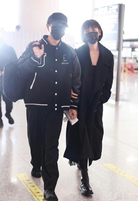 刘丹曝刘恺威李晓峰分手家人们，娱乐圈的感情故事就像一部永远更新不完的肥皂剧，这不