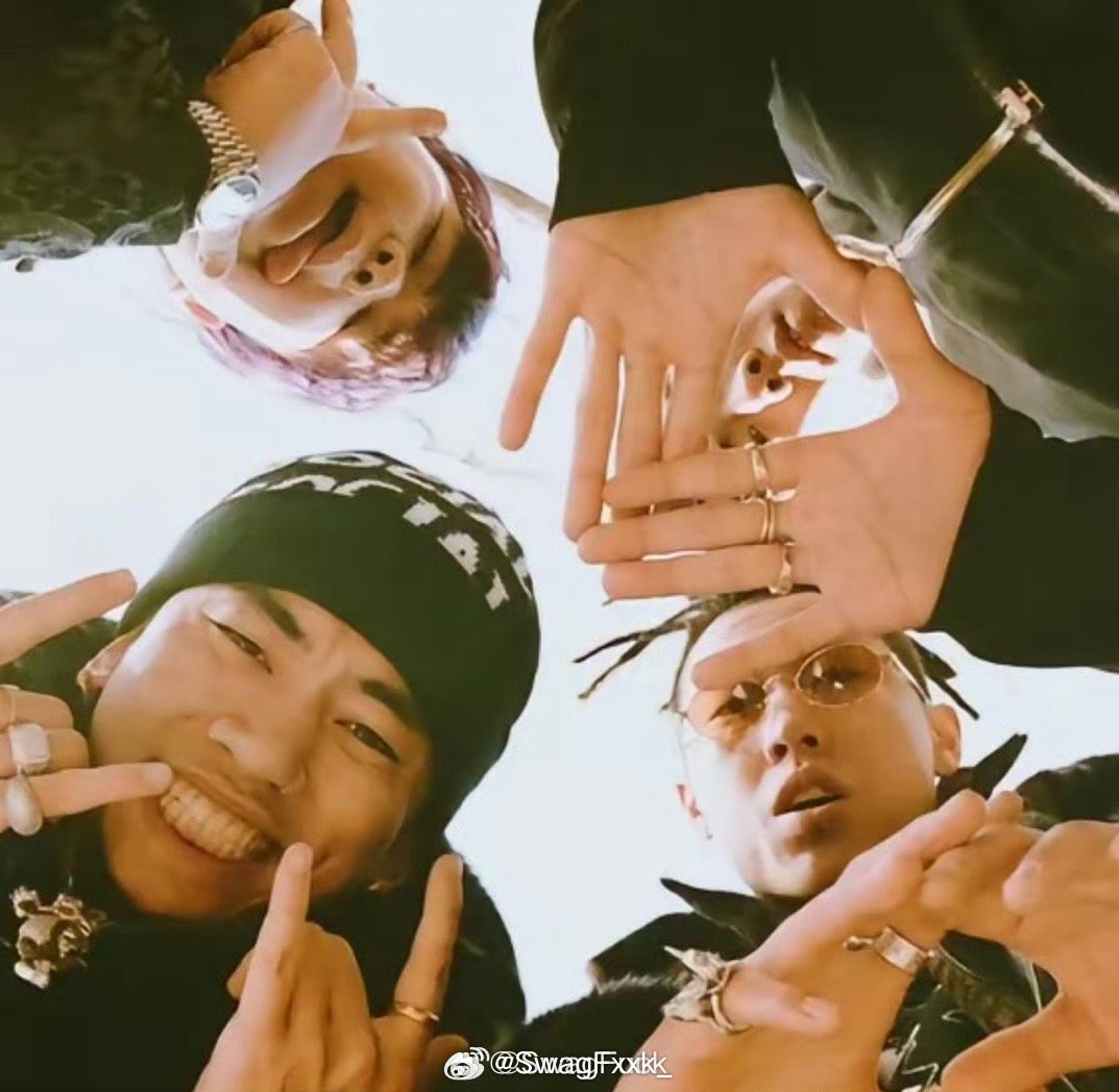 来了来了🔥Higher Brothers十周年合体EP发布！你最喜欢哪首歌？h