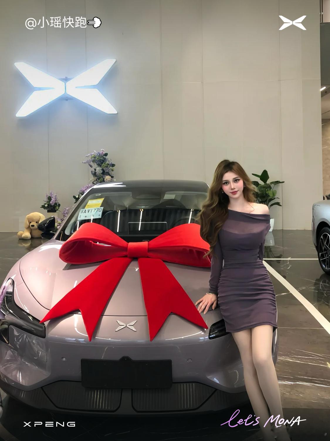 小鹏MONA M03累计交付突破25万台，稳居2025年A级纯电轿车销冠，连续1